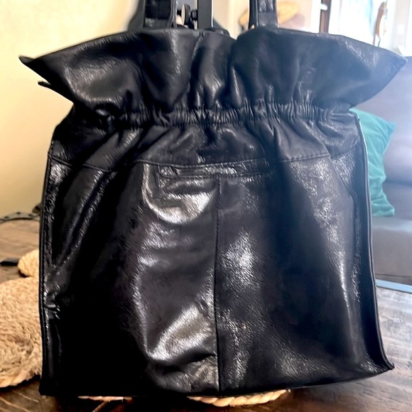 HOBO INT. CALIBUR - Picture 3 of 4